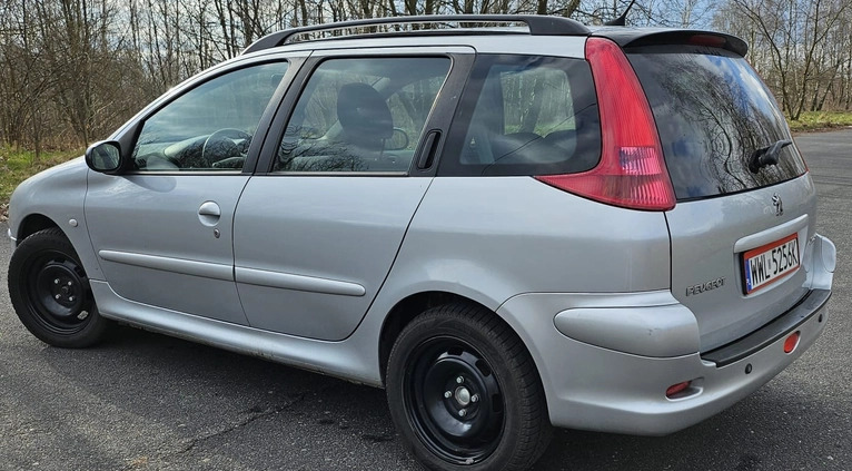 Peugeot 206 cena 6500 przebieg: 186000, rok produkcji 2003 z Łódź małe 667